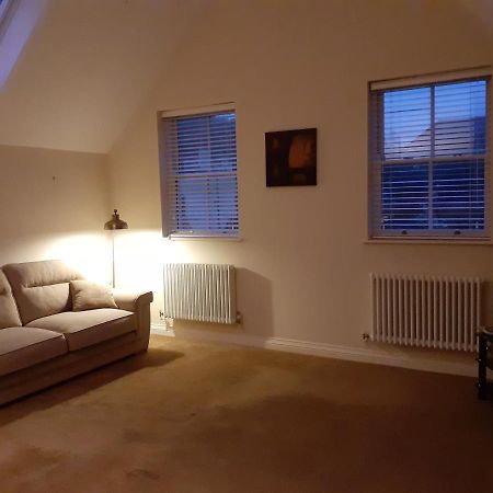 Modern 2Nd Floor 1 Bed Apartment In The Heart Of ランディドノー エクステリア 写真
